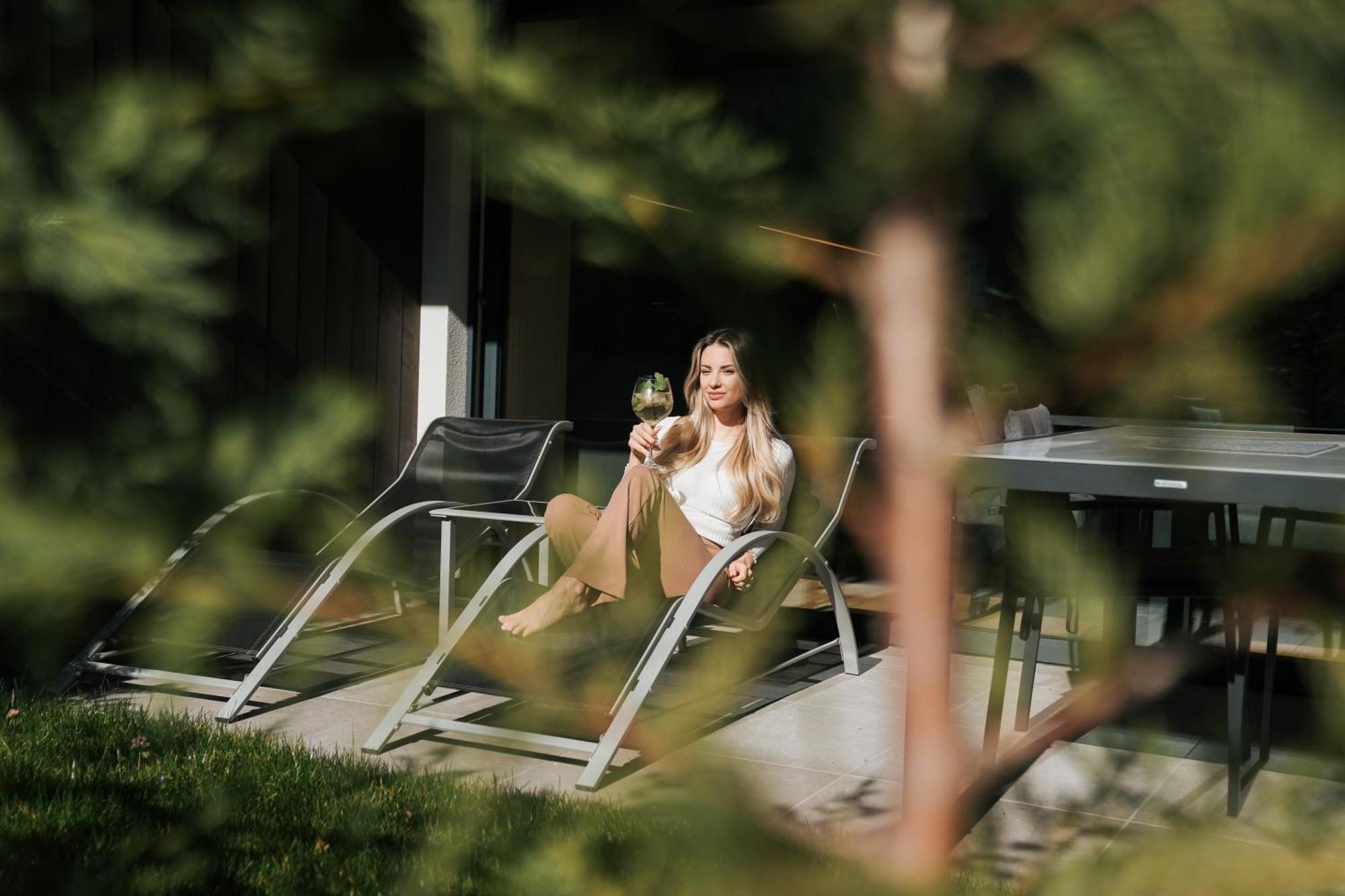 Aktiv Lodge Meran - Garden Two Салтузио Екстериор снимка