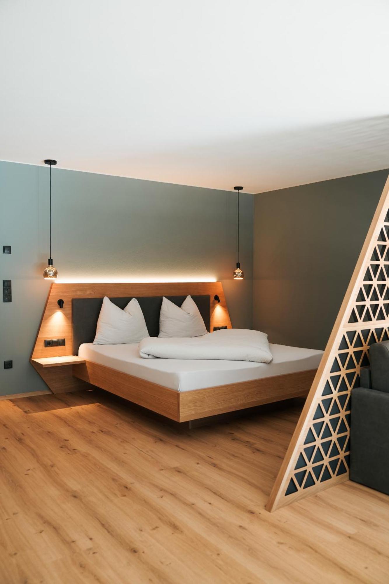 Aktiv Lodge Meran - Garden Two Салтузио Екстериор снимка