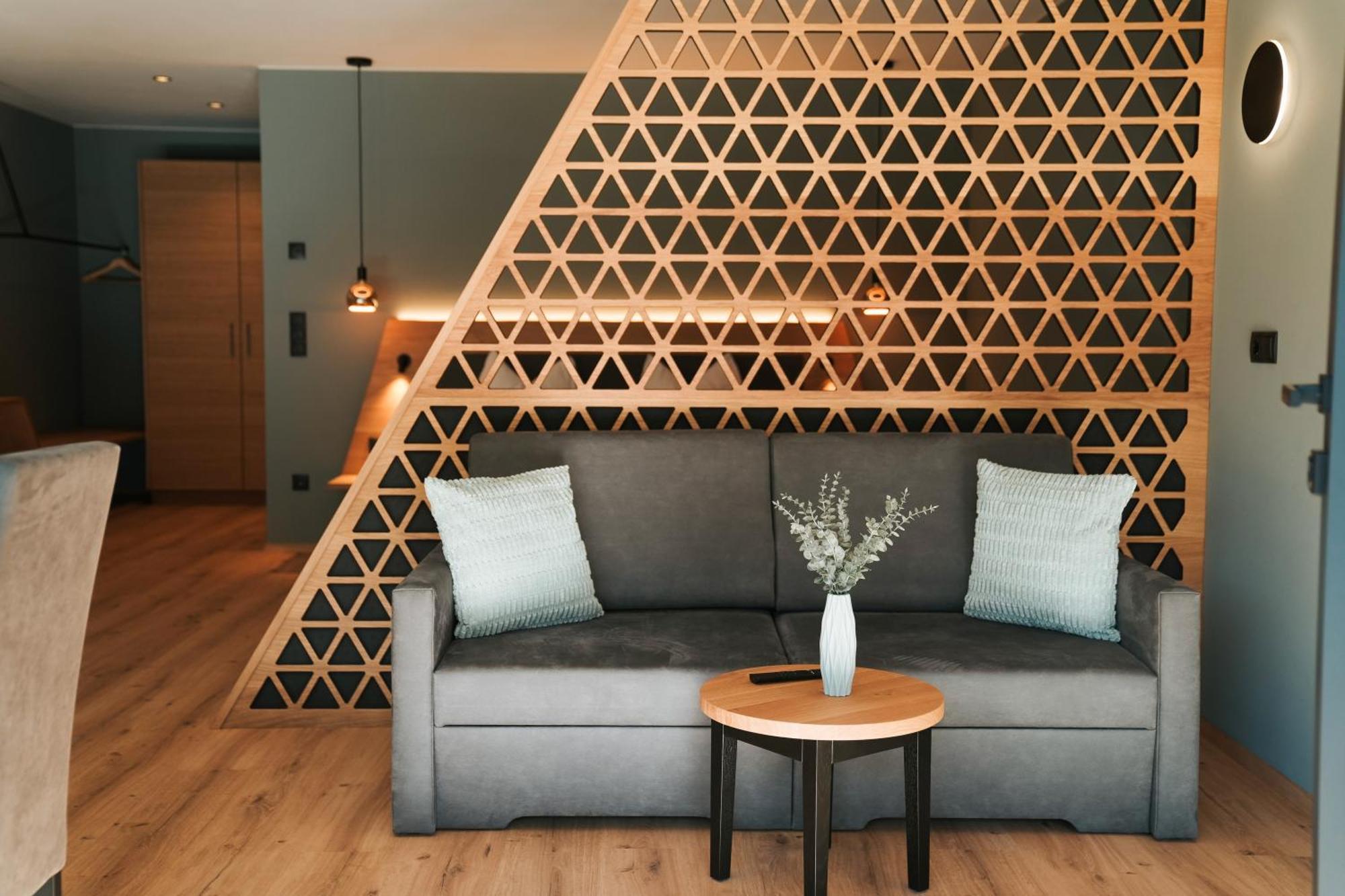 Aktiv Lodge Meran - Garden Two Салтузио Екстериор снимка