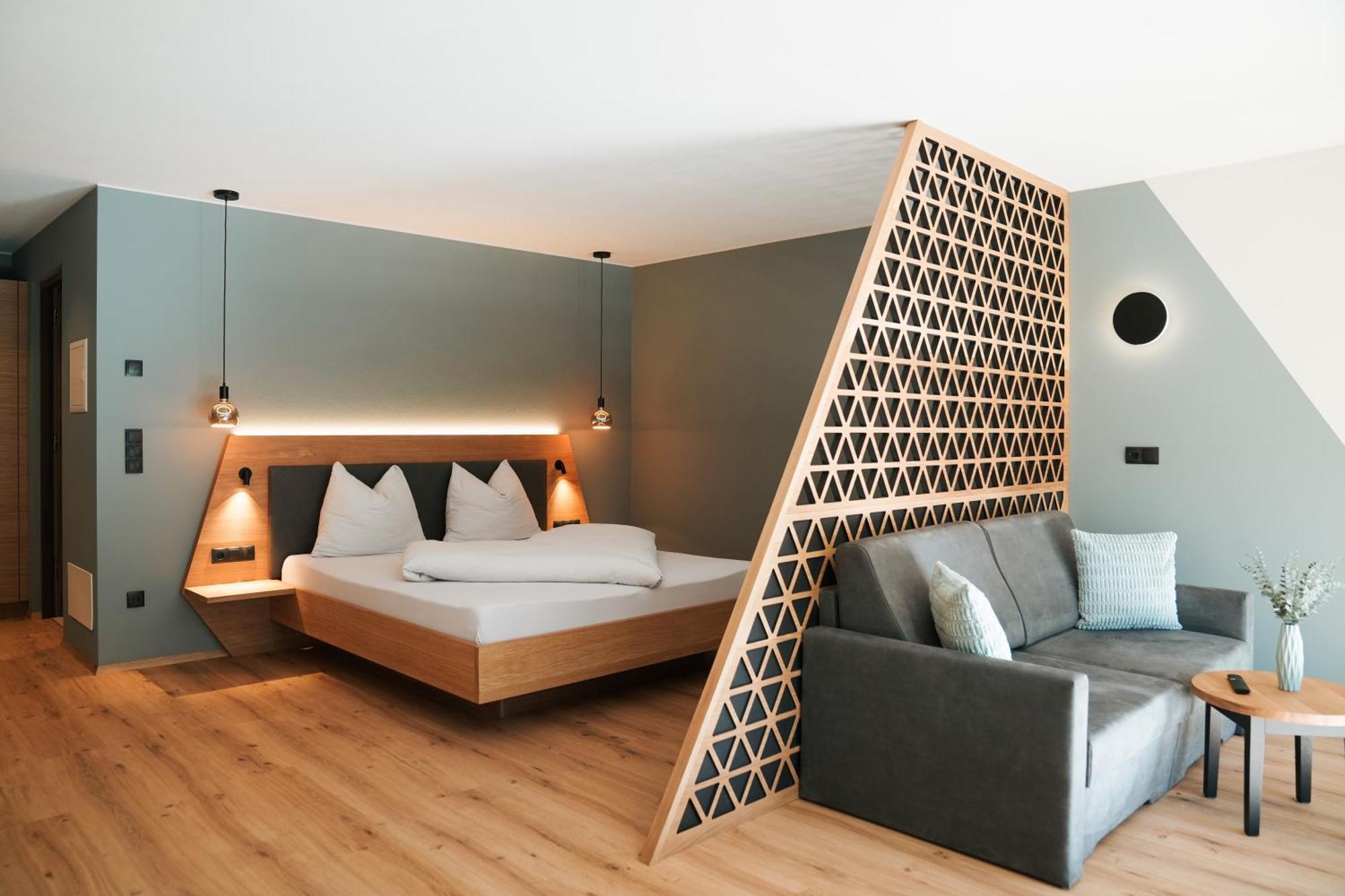 Aktiv Lodge Meran - Garden Two Салтузио Екстериор снимка